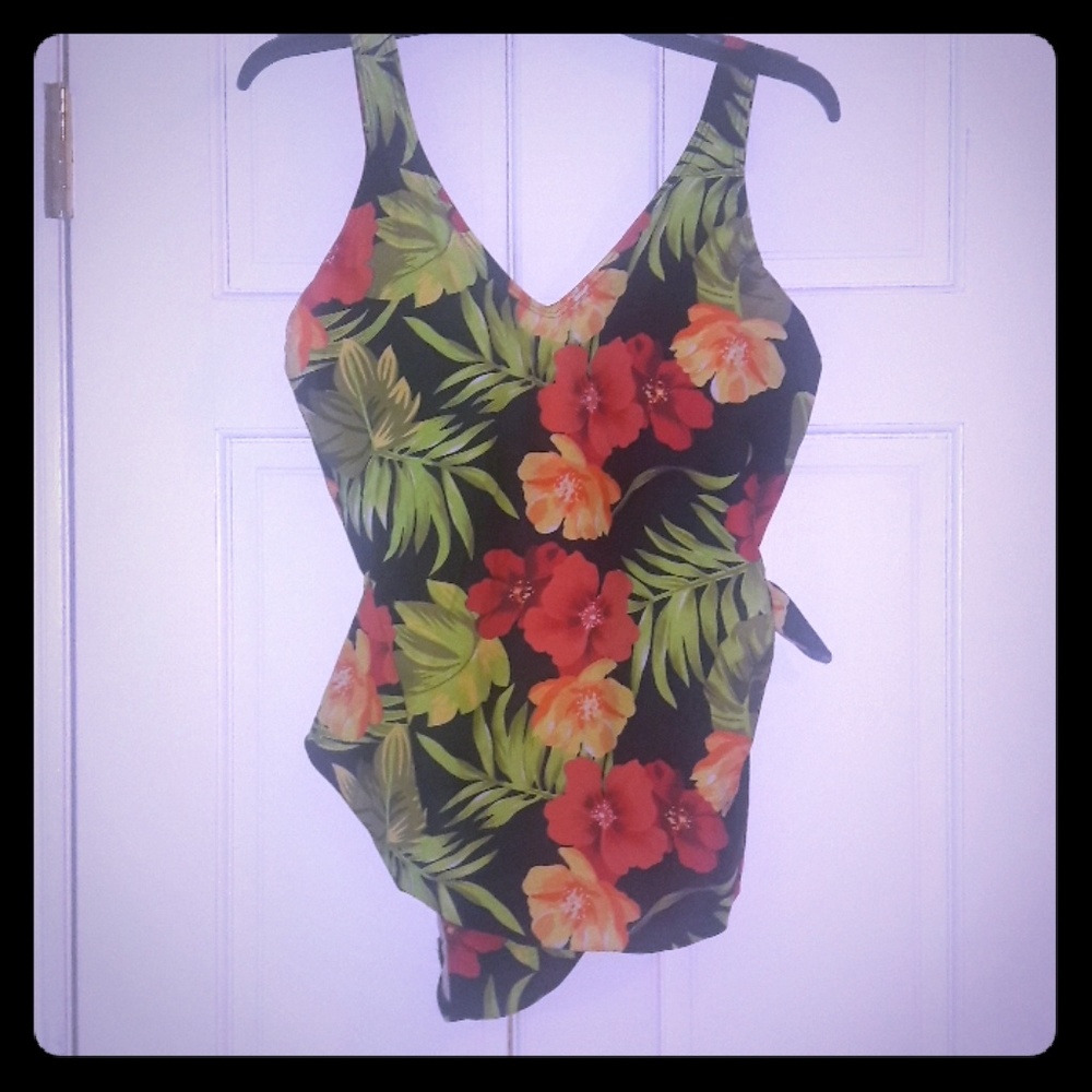❤ FLORAL BATHING SUIT ❤